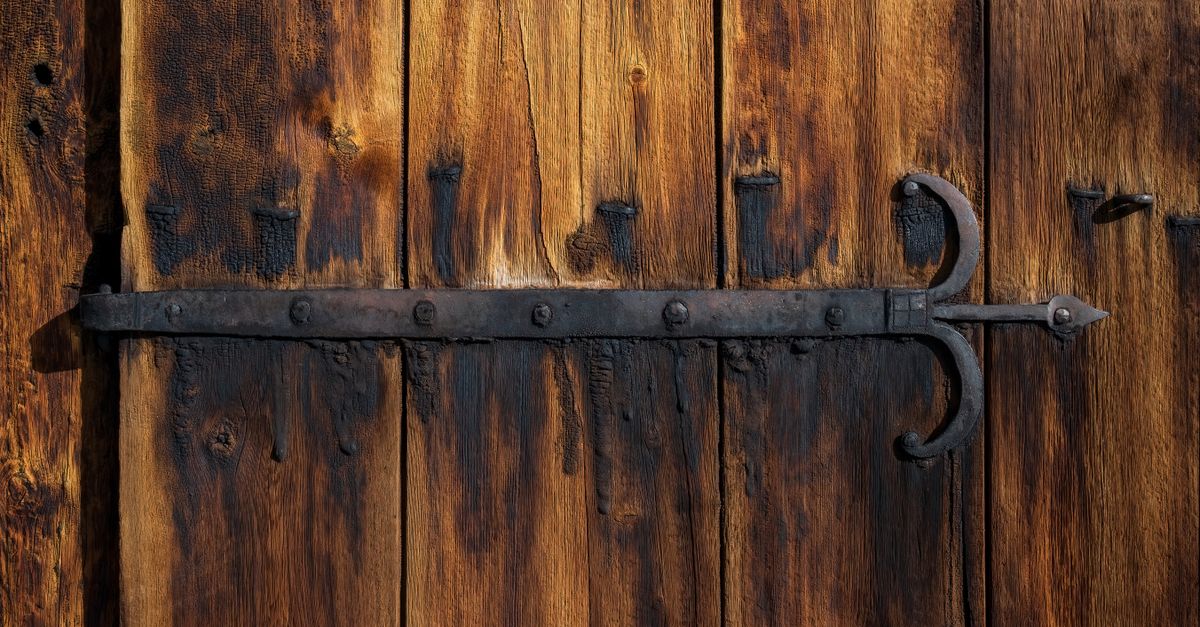 Mortise Lock vs. Cylindrical Lock: What's on Your Old Highland Falls Door? — Iron Locksmiths