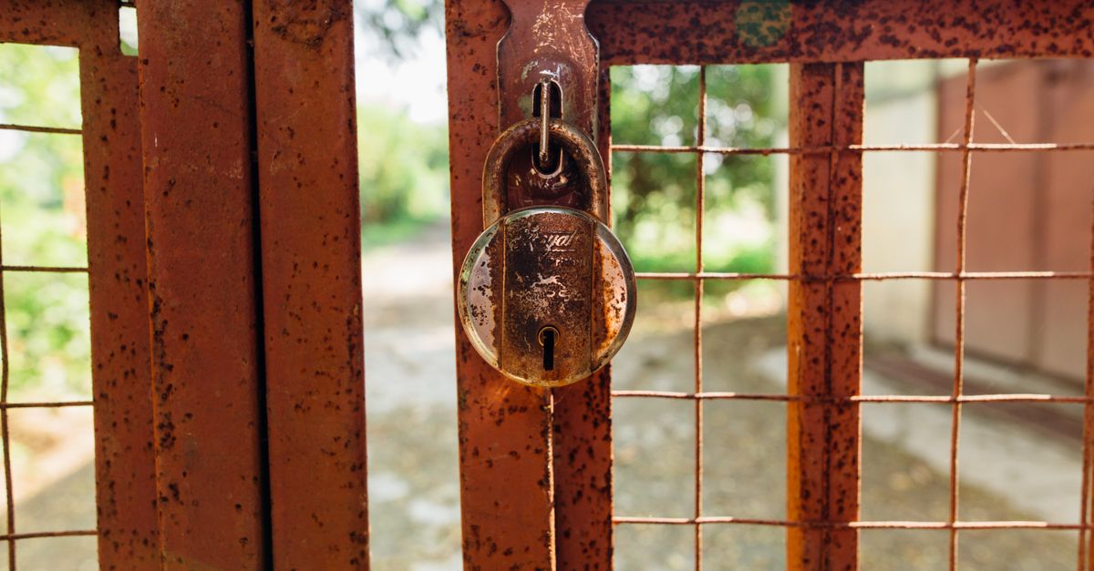 front door lock key — Iron Locksmiths