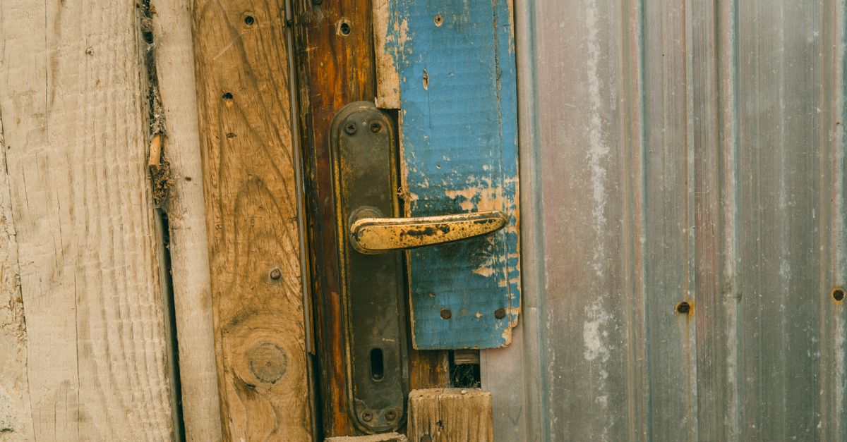 lock cylinder close up — Iron Locksmiths