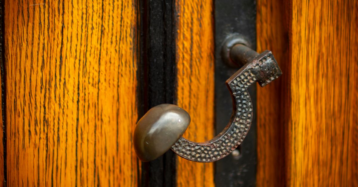 front door lock key — Iron Locksmiths