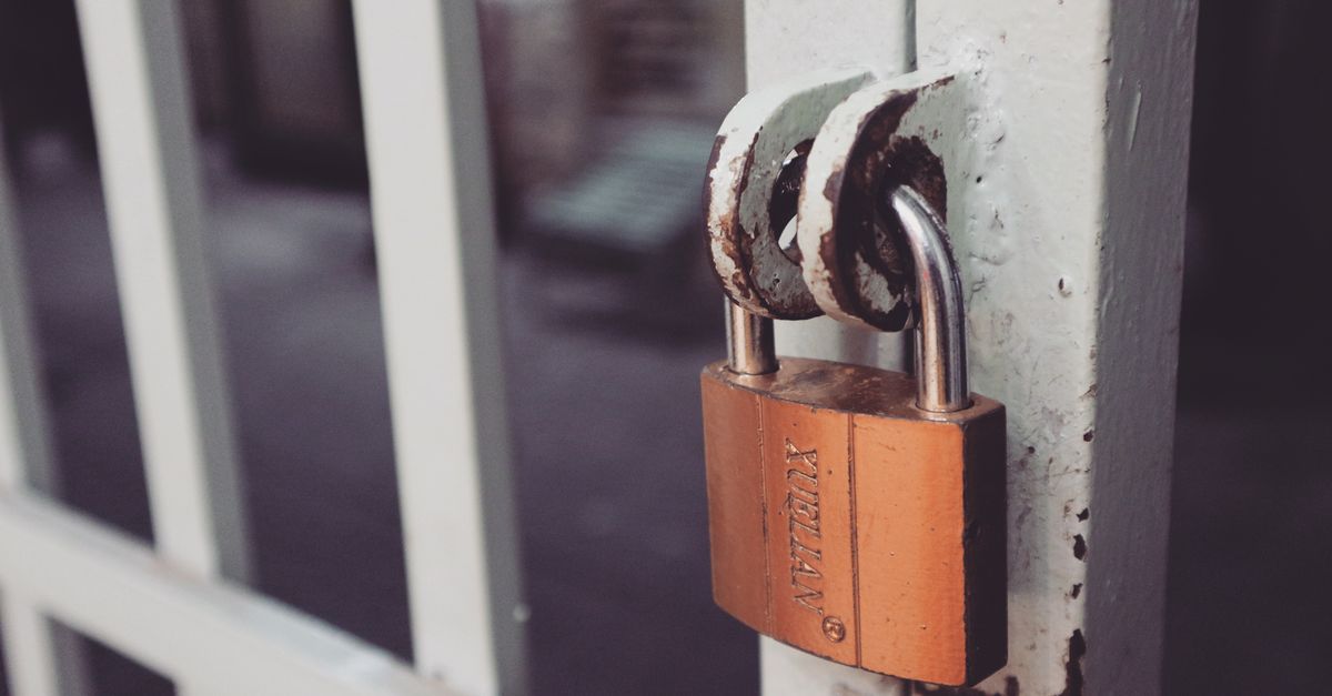 front door lock key — Iron Locksmiths